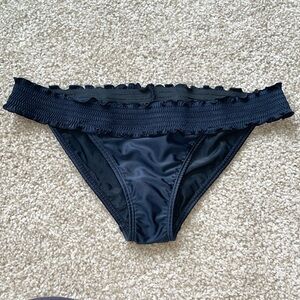 Sofia by Vix black solid rouching band , full bottom NWT